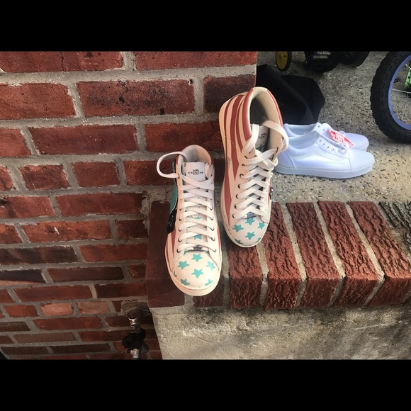 Coach leather female size 8 B - Picture 6 of 8